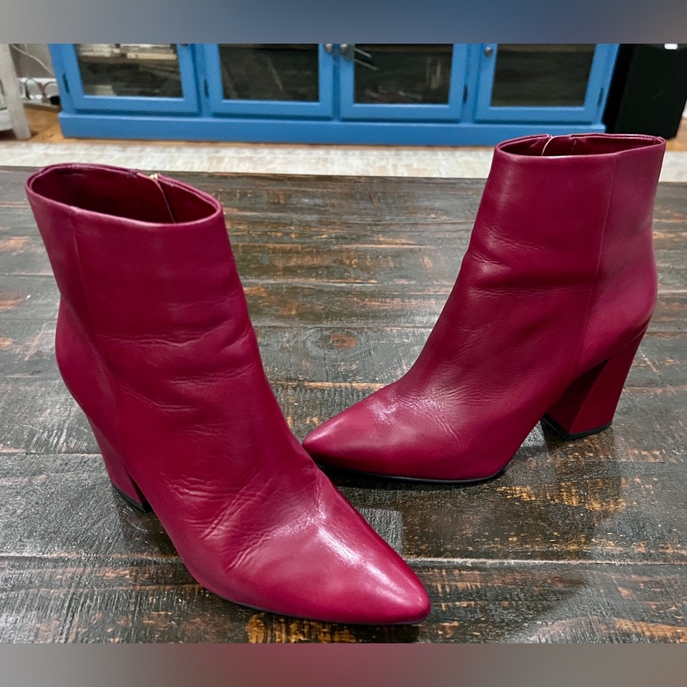 Vince Camuto Burgundy Leather Ankle Boots Block Heel Pointed Toe - Picture 5 of 5